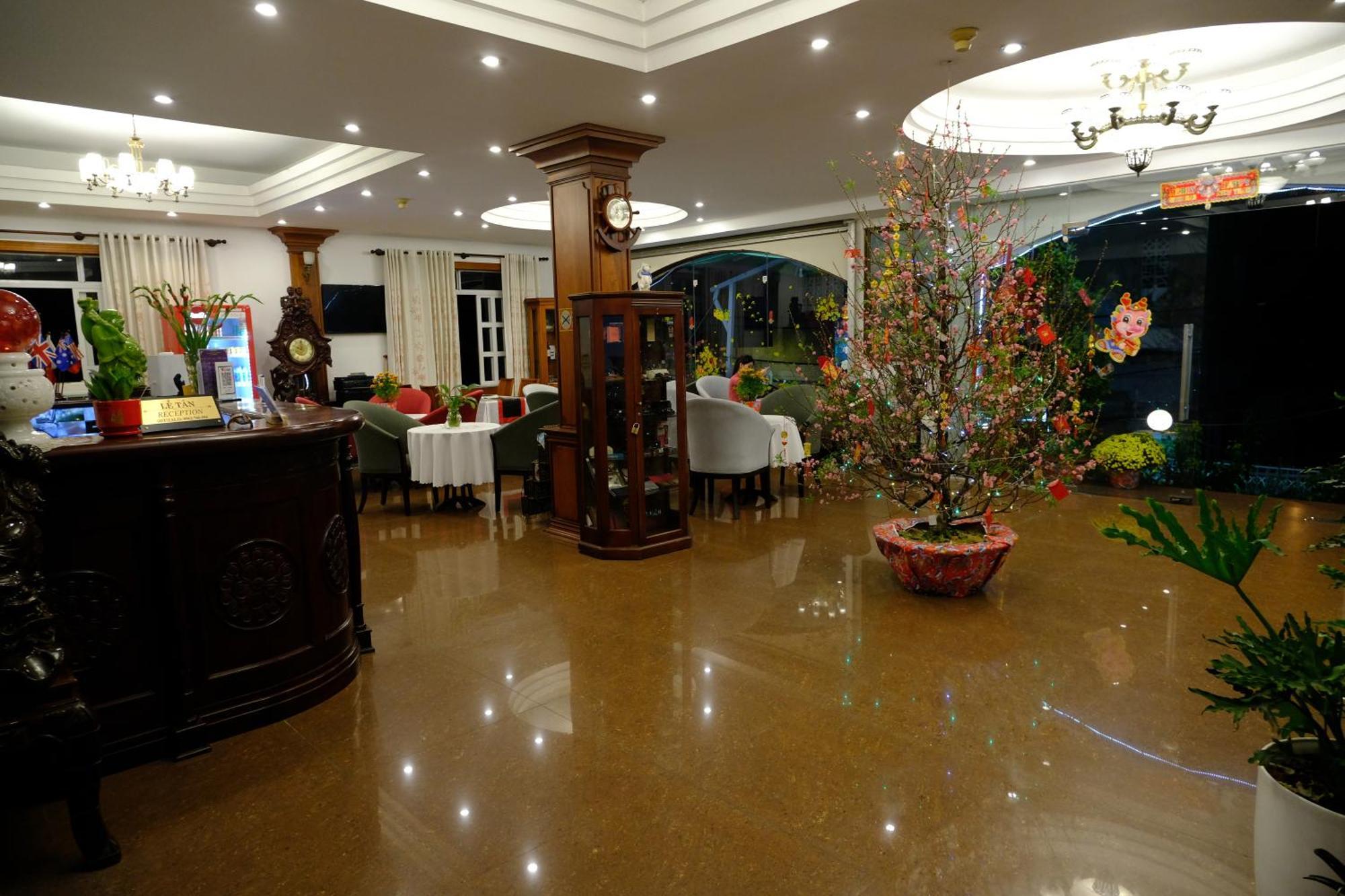 Hoa Phat Hotel & Apartment Bandar Ho Chi Minh Luaran gambar