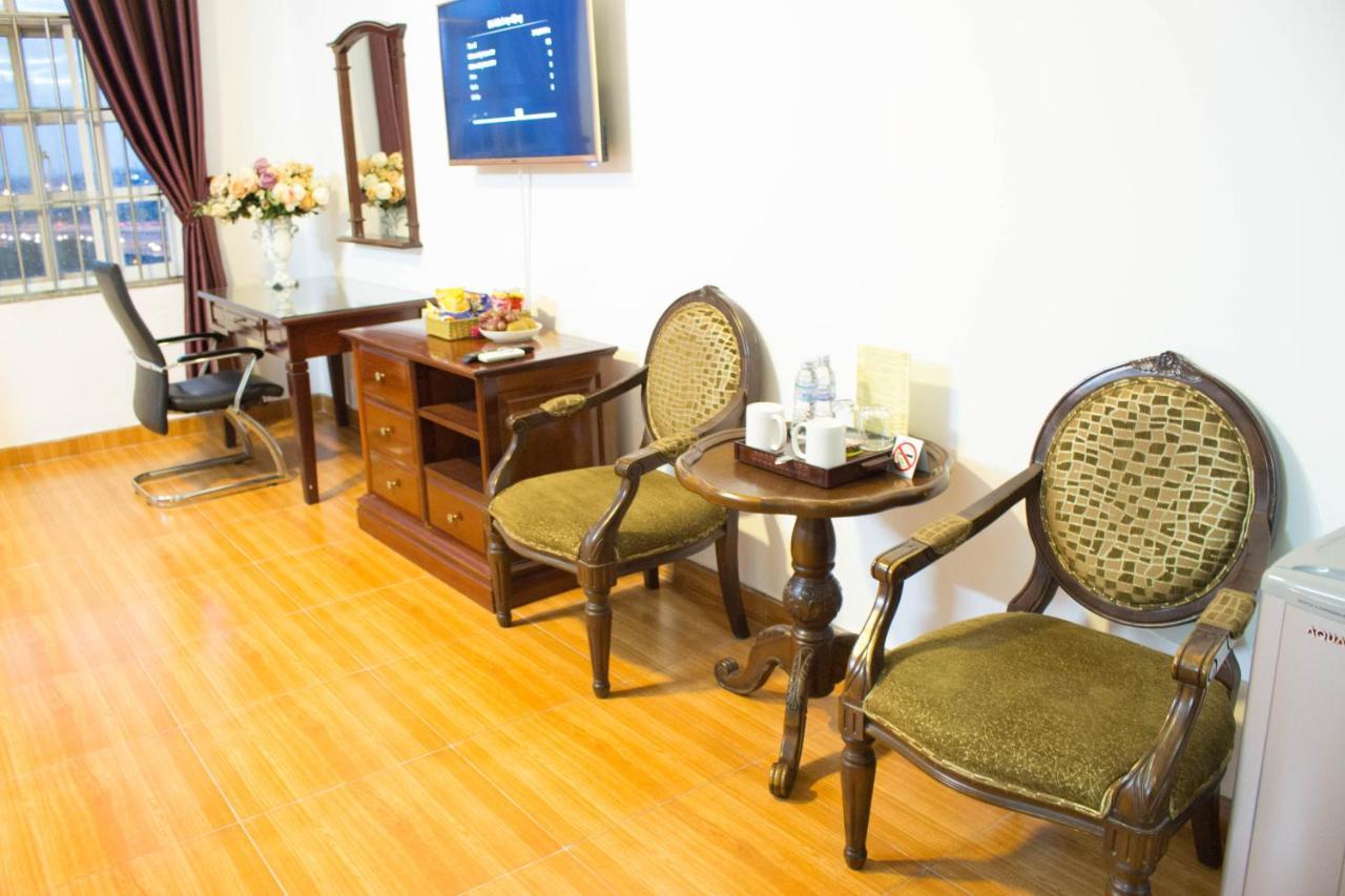 Hoa Phat Hotel & Apartment Bandar Ho Chi Minh Luaran gambar