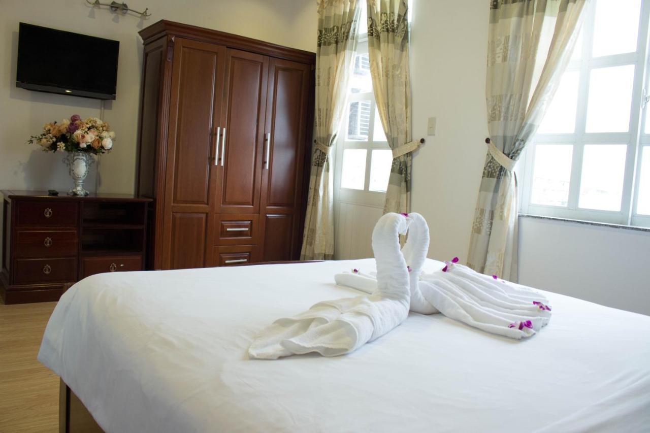 Hoa Phat Hotel & Apartment Bandar Ho Chi Minh Luaran gambar